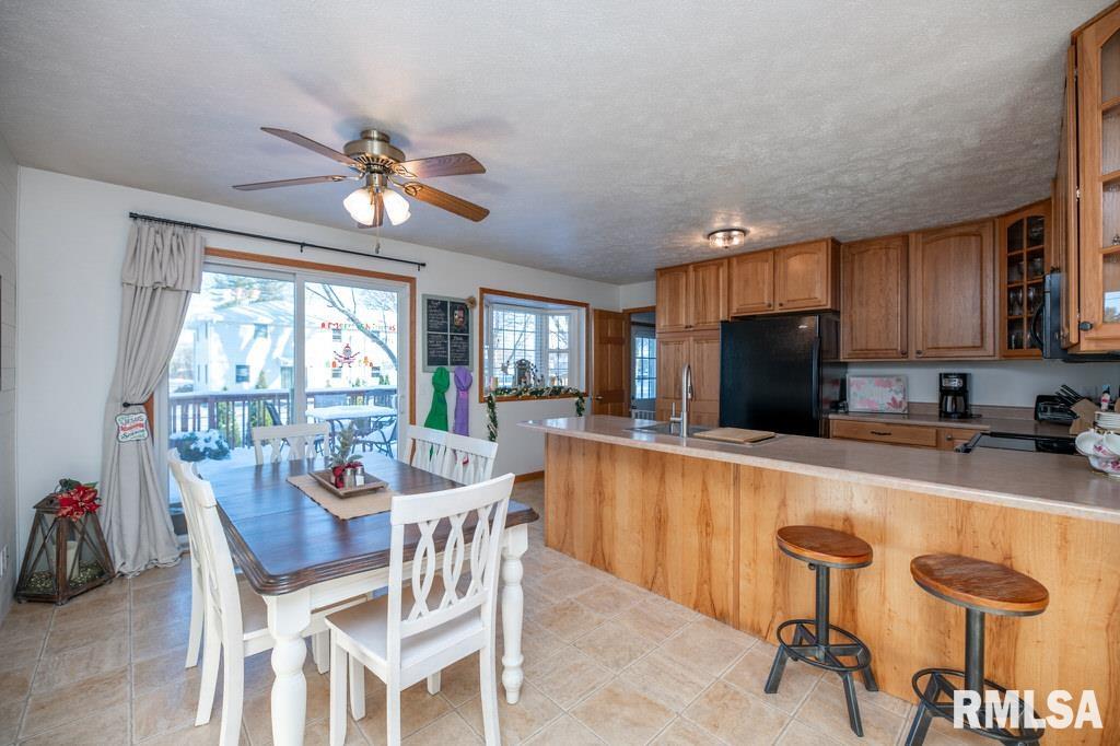 308 Paris Avenue Morton, IL 61550 - Photo 13 of 54