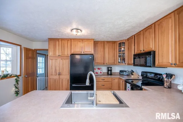 $259,900 | 308 Paris Avenue, Morton, IL 61550