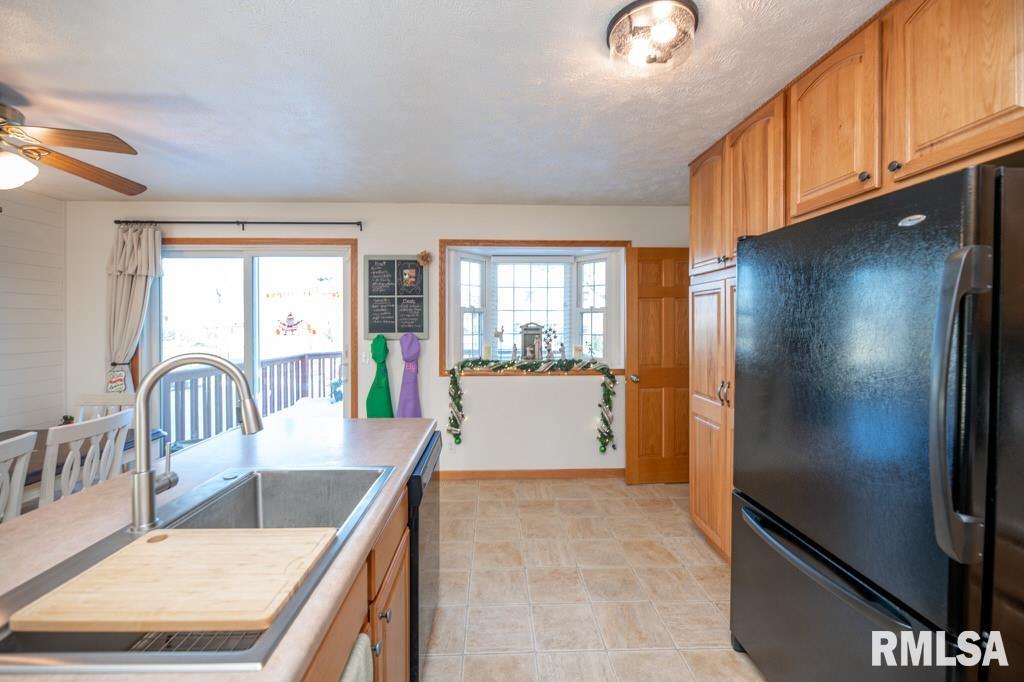 308 Paris Avenue Morton, IL 61550 - Photo 15 of 54