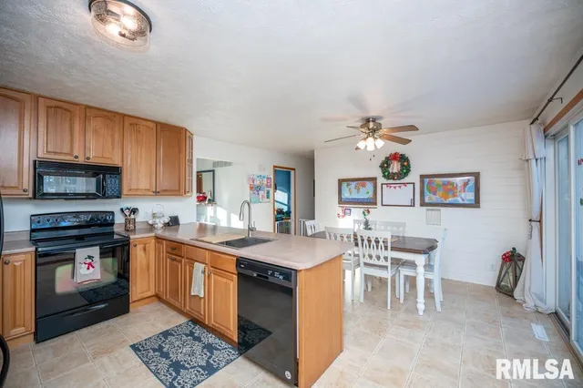 $259,900 | 308 Paris Avenue, Morton, IL 61550