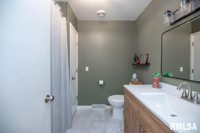 $259,900 | 308 Paris Avenue, Morton, IL 61550