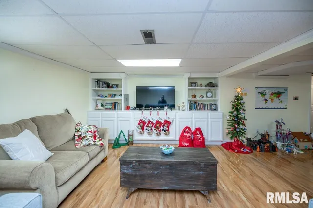 $259,900 | 308 Paris Avenue, Morton, IL 61550