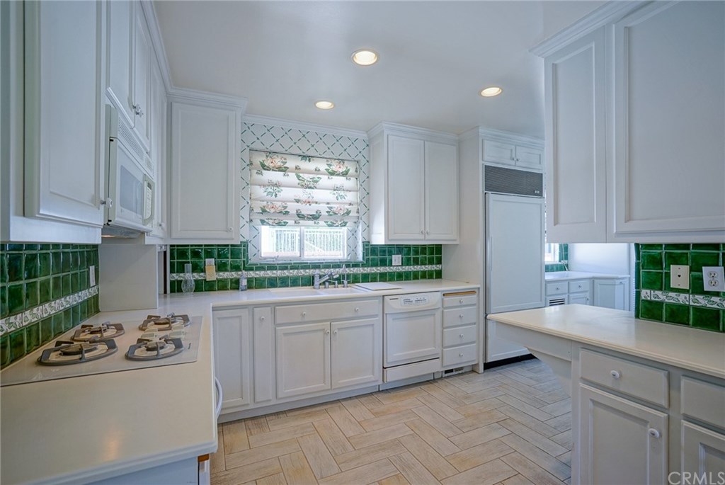 1364 Wembley Road San Marino, CA 91108 - Photo 5 of 7