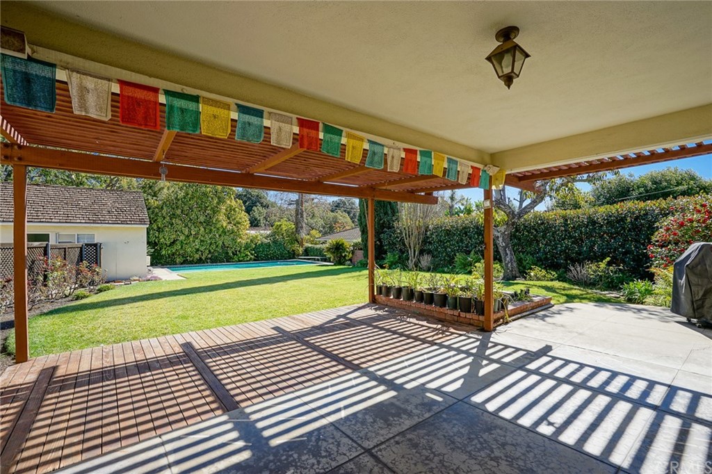 1364 Wembley Road San Marino, CA 91108 - Photo 6 of 7