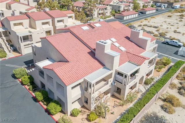 $199,900 | 3883 Desert Marina Drive, Unit 246, Laughlin, NV 89029