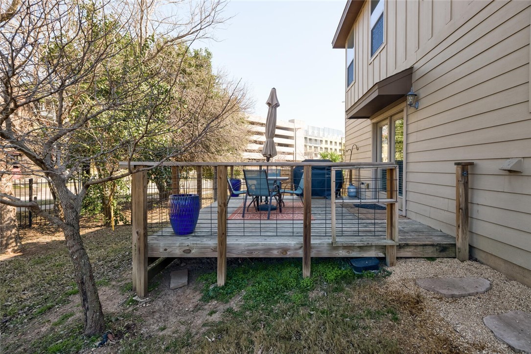2101 Rivers Edge Way, Unit 4 Austin, TX 78741 - Photo 34 of 36 Gallery Image 34