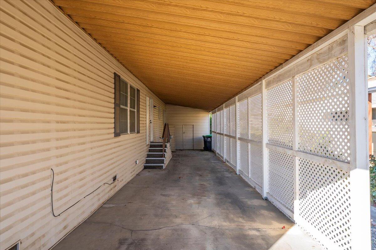 350 Gilmore Road, Unit SPC 16 Red Bluff, CA 96080 - Photo 31 of 35 a view of entryway with wooden floor