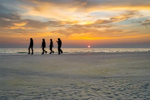 $599,000 | 540 80th Avenue, St. Pete Beach, FL 33706