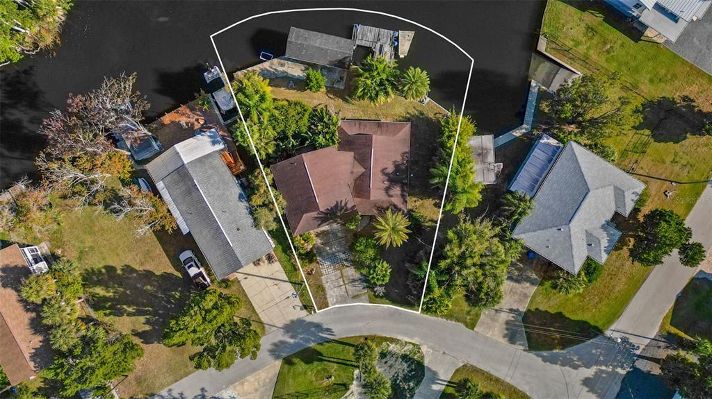 an aerial view of a house having outdoor space