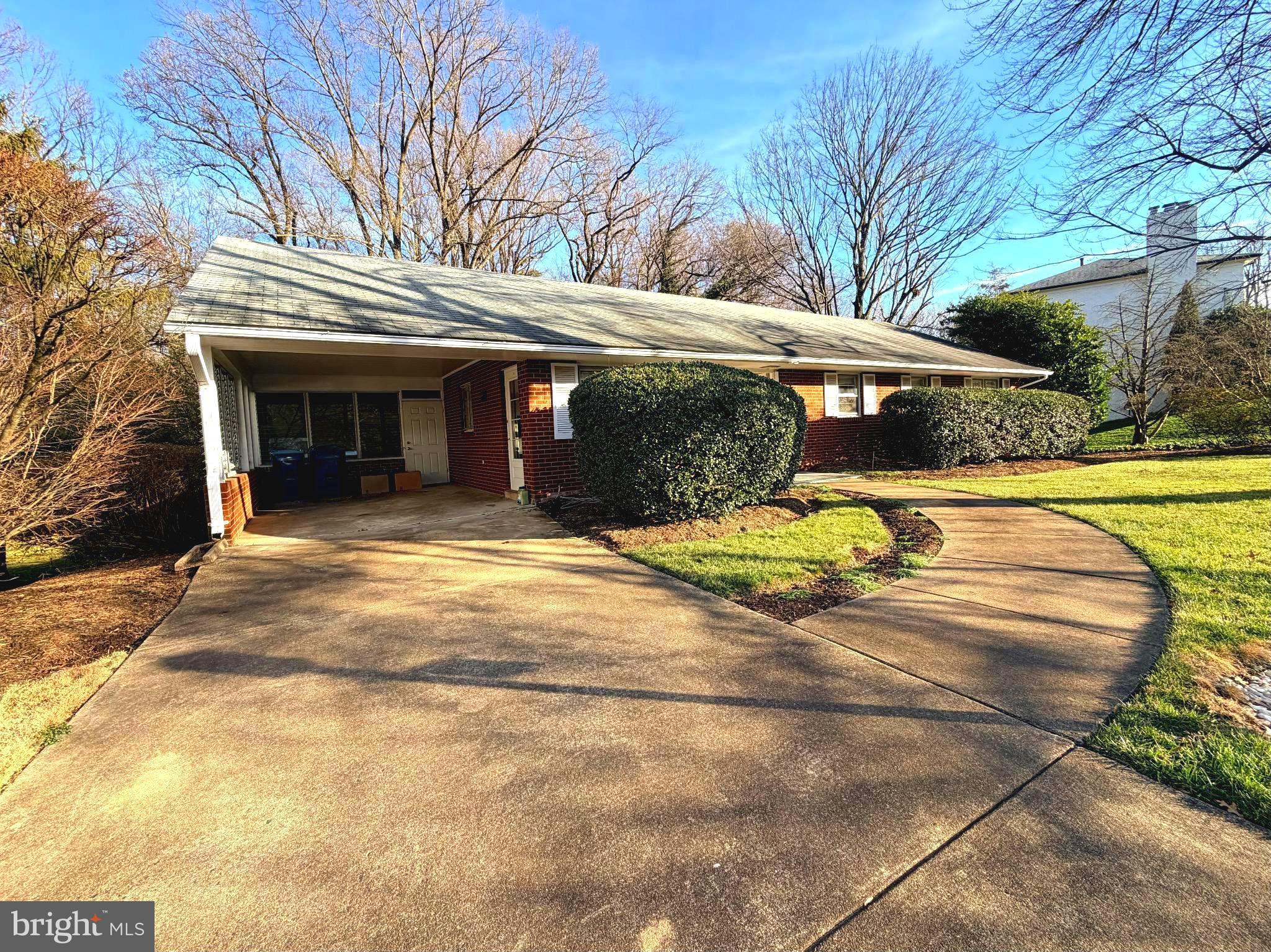 6426 Noble Drive McLean, VA 22101 - Photo 11 of 13