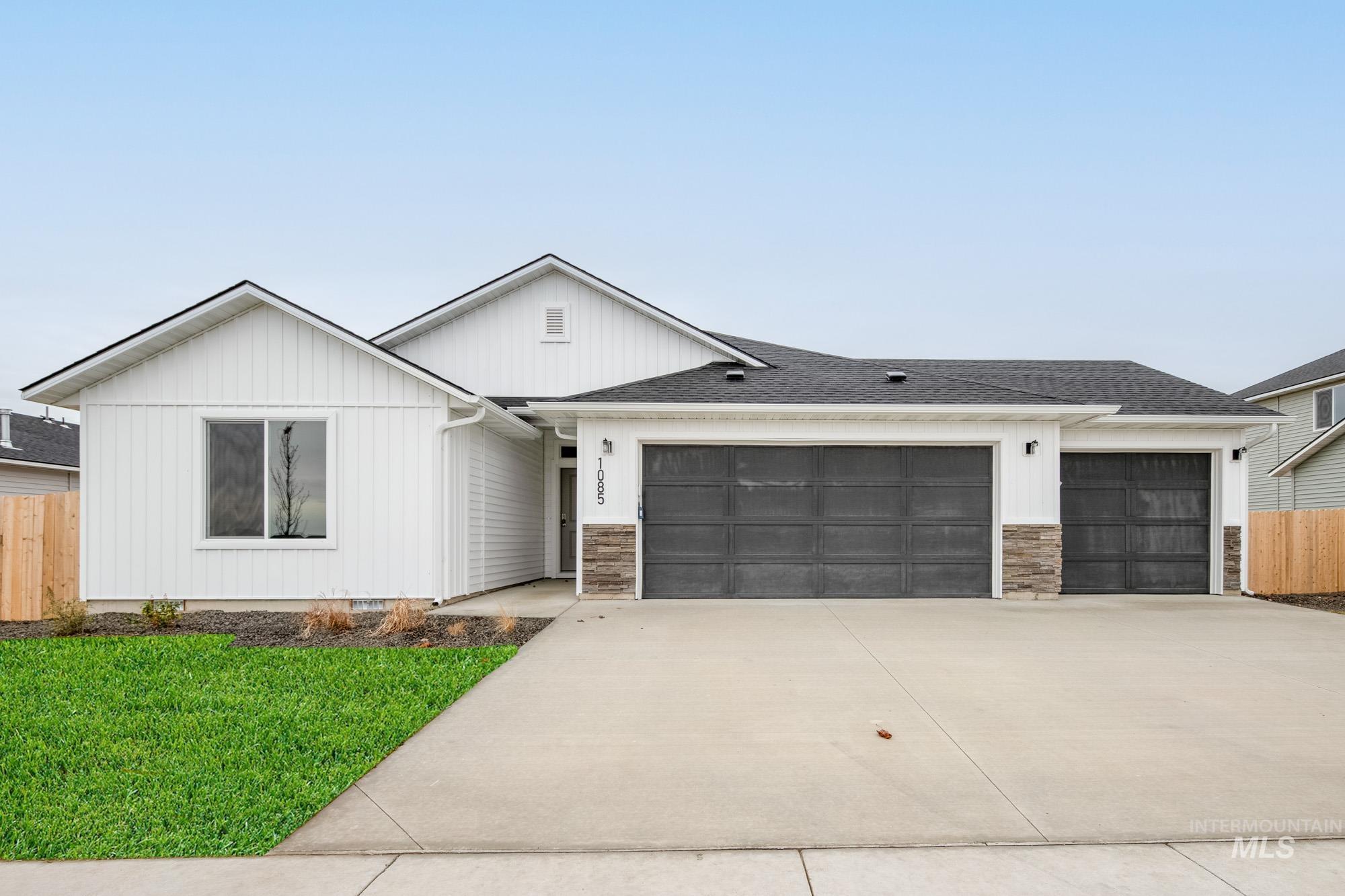 1716 North Birch Street Jerome, ID 83338 - Photo 1 of 16