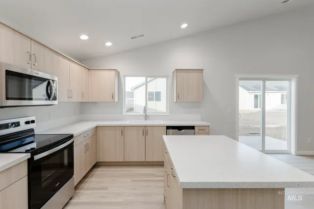 $404,990 | 1716 North Birch Street, Jerome, ID 83338