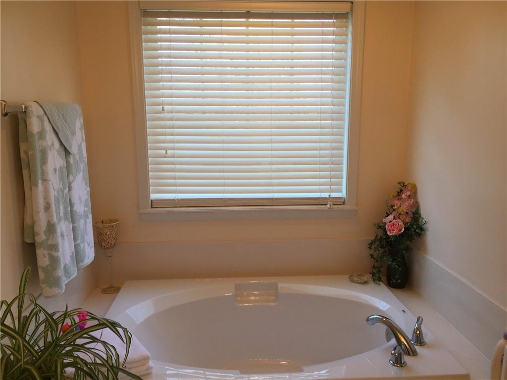 712 Thompson Road Graham, NC 27253 - Photo 15 of 22 Gallery Image 15