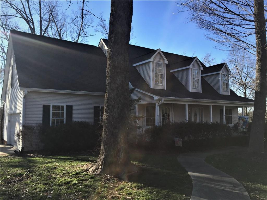 712 Thompson Road Graham, NC 27253 - Photo 3 of 22 Gallery Image 3