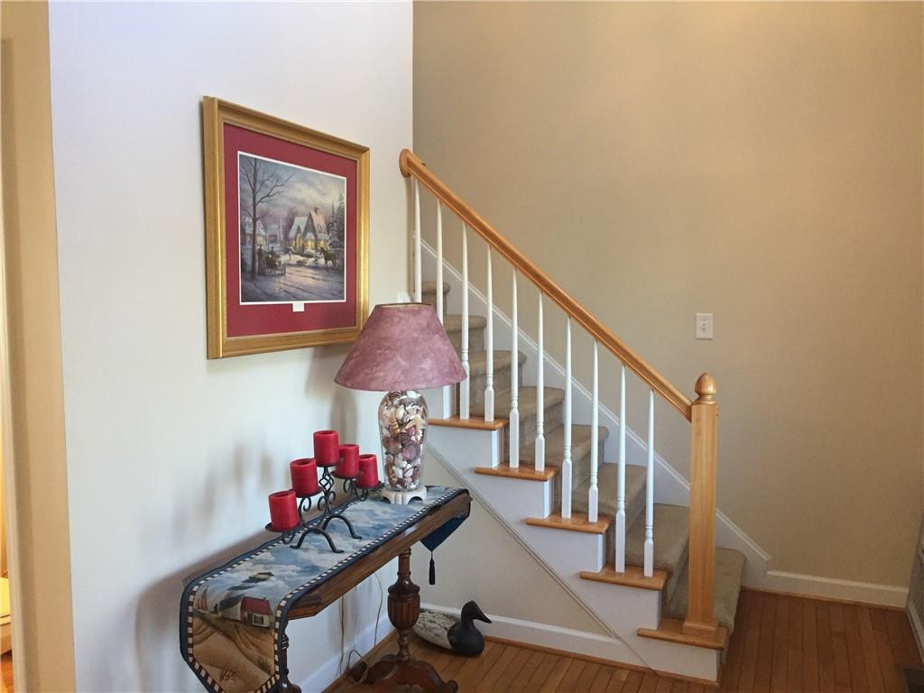 712 Thompson Road Graham, NC 27253 - Photo 4 of 22 Gallery Image 4