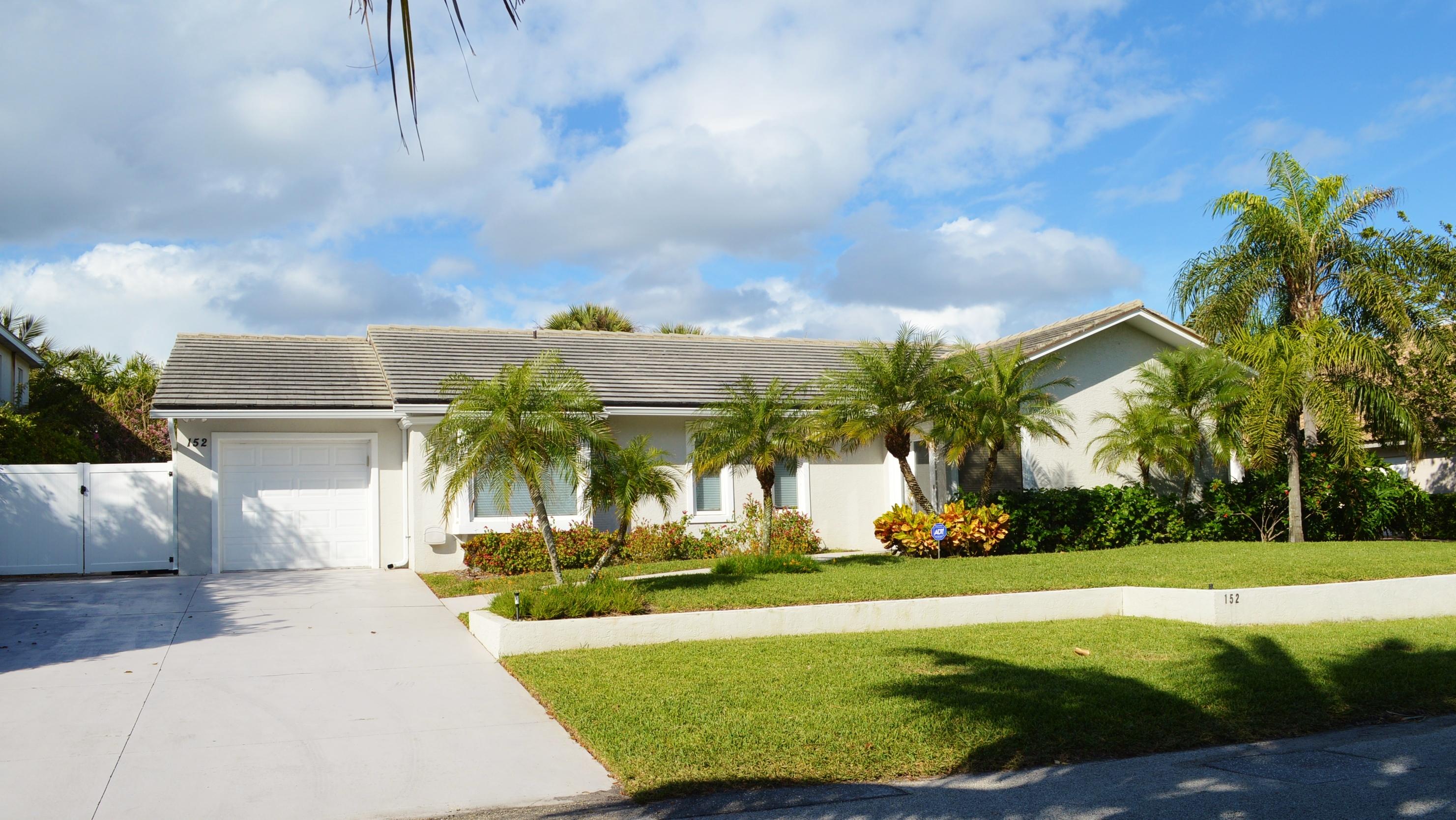 152 Beacon Lane Jupiter Inlet Colony, FL 33469 - Photo 1 of 15 DSC_0064