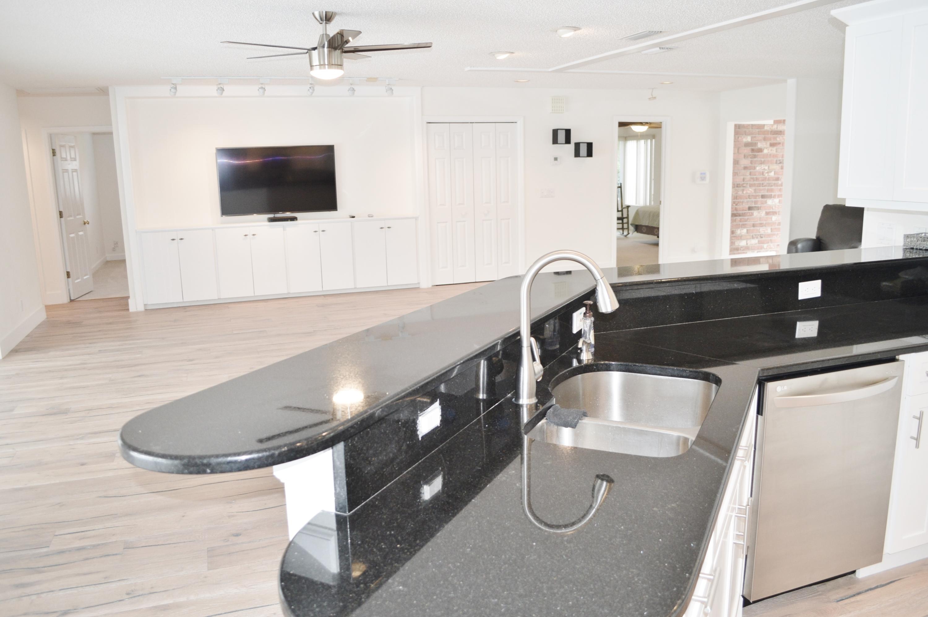 152 Beacon Lane Jupiter Inlet Colony, FL 33469 - Photo 12 of 15 DSC_0108