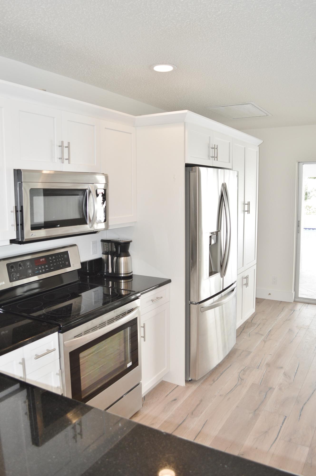 152 Beacon Lane Jupiter Inlet Colony, FL 33469 - Photo 7 of 15 DSC_0083