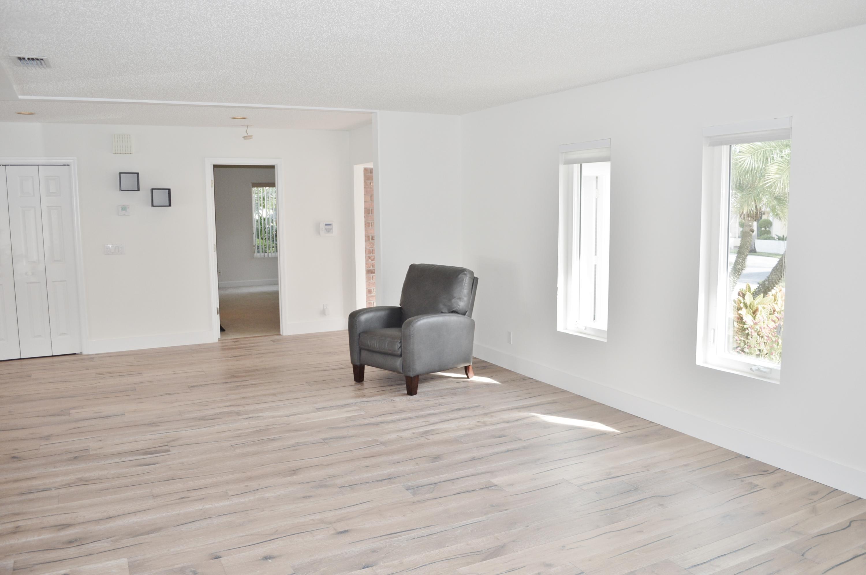 152 Beacon Lane Jupiter Inlet Colony, FL 33469 - Photo 8 of 15 DSC_0087