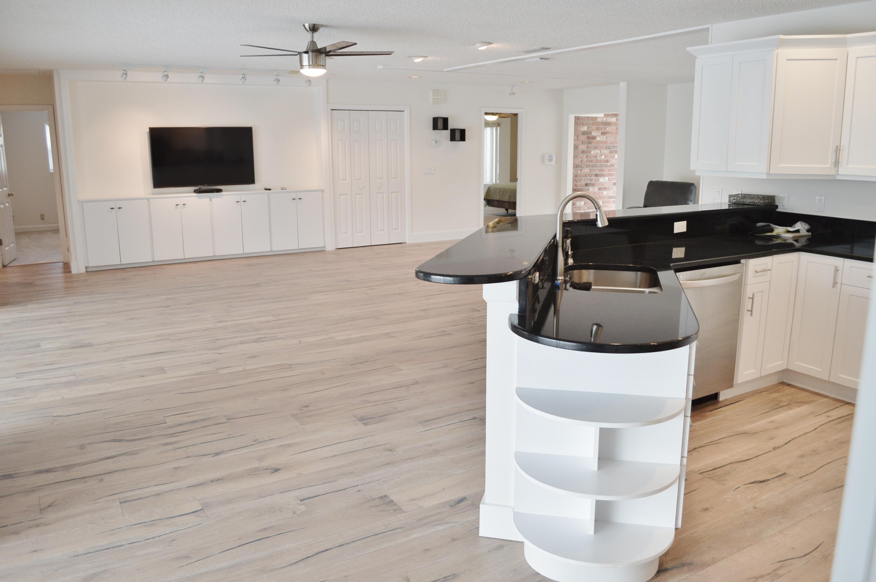 152 Beacon Lane Jupiter Inlet Colony, FL 33469 - Photo 10 of 15 DSC_0105