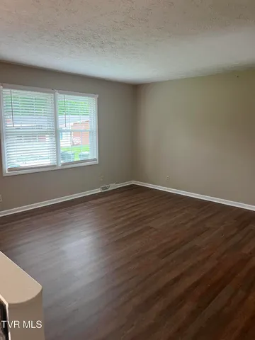 $2,000 | 148 Green Pond Road, Johnson City, TN 37604