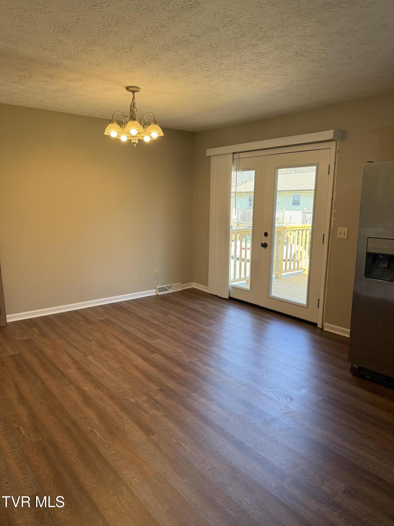 148 Green Pond Road Johnson City, TN 37604 - Photo 4 of 6 IMG_1294