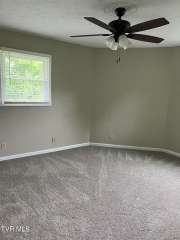 $2,000 | 148 Green Pond Road, Johnson City, TN 37604