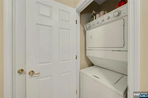 $449,000 | 10 Iris Lane, Unit 605, Garfield, NJ 07026