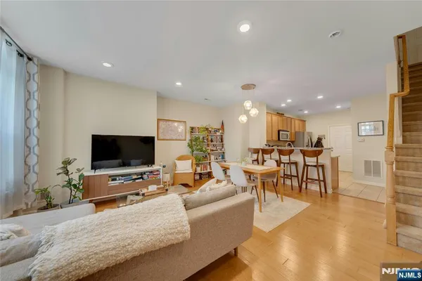 $449,000 | 10 Iris Lane, Unit 605, Garfield, NJ 07026
