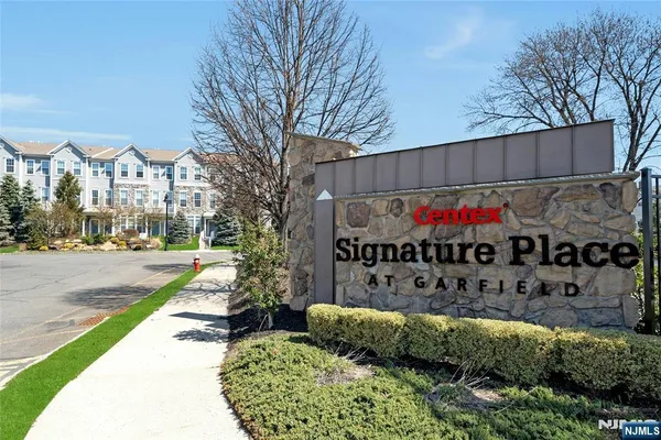 $449,000 | 10 Iris Lane, Unit 605, Garfield, NJ 07026