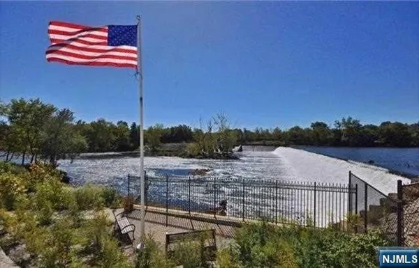 $449,000 | 10 Iris Lane, Unit 605, Garfield, NJ 07026