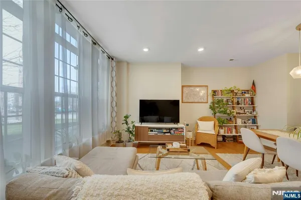 $449,000 | 10 Iris Lane, Unit 605, Garfield, NJ 07026