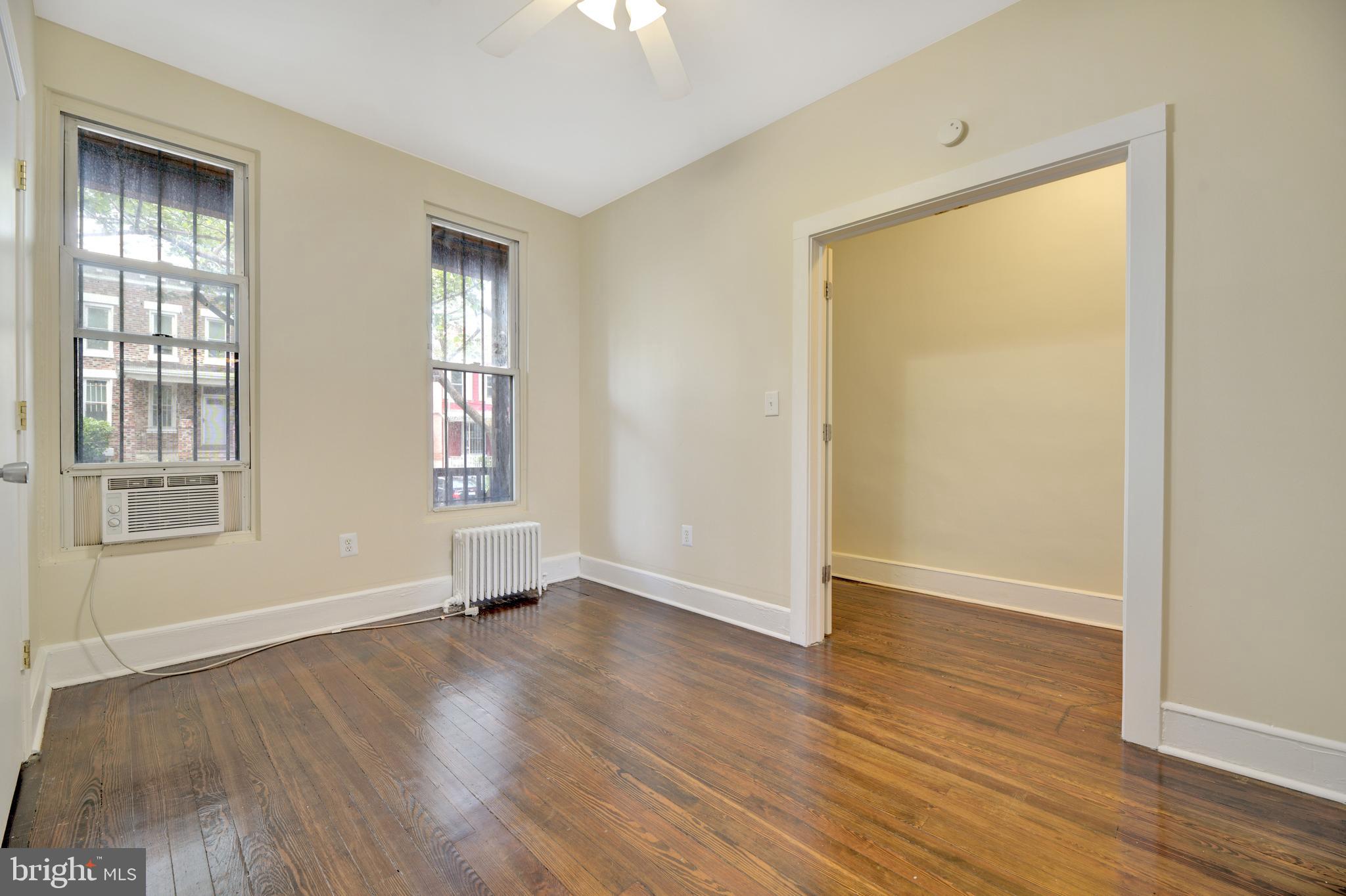 618 Columbia Road Northwest Washington, DC 20001 - Photo 2 of 15