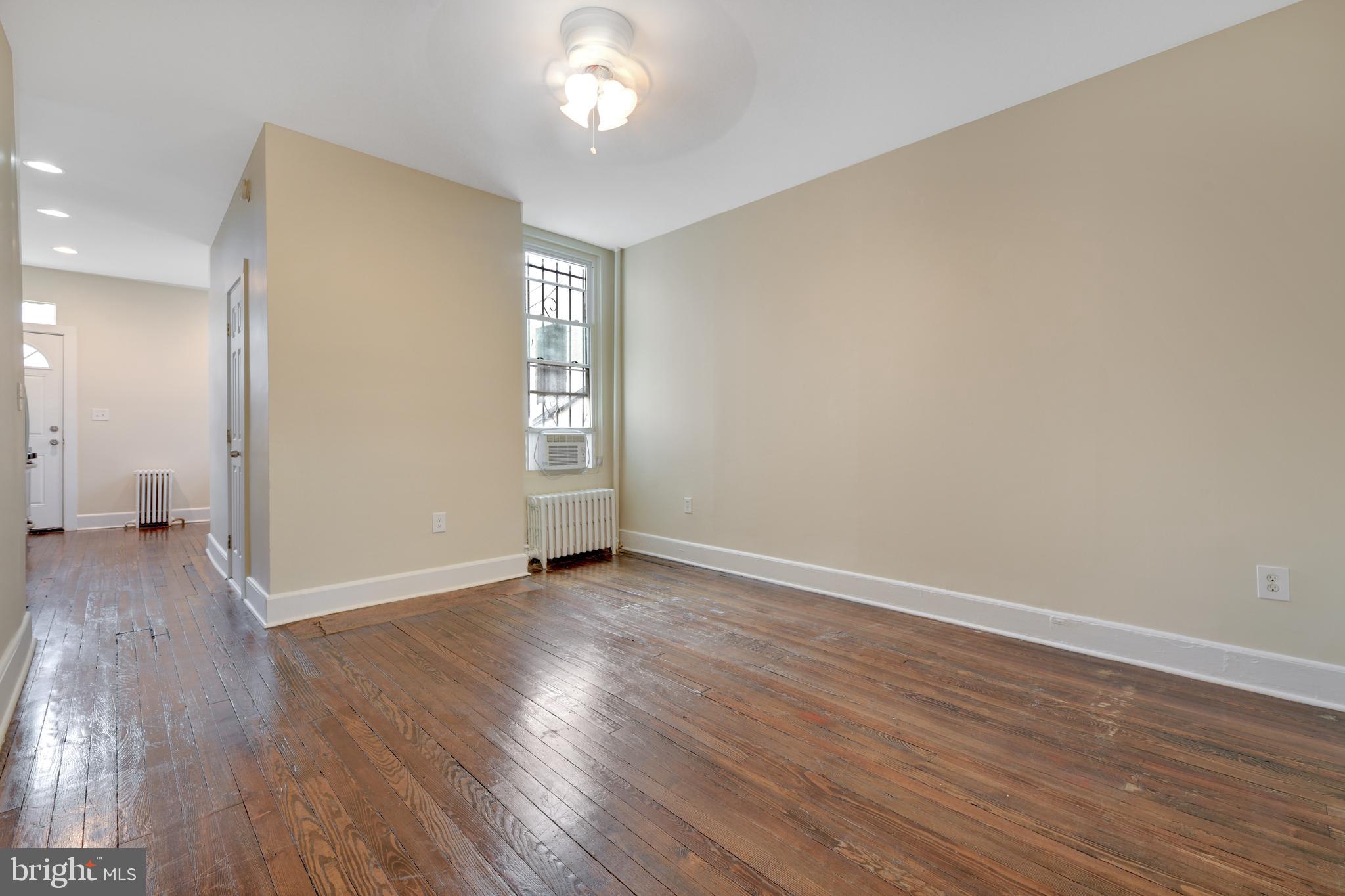 618 Columbia Road Northwest Washington, DC 20001 - Photo 4 of 15
