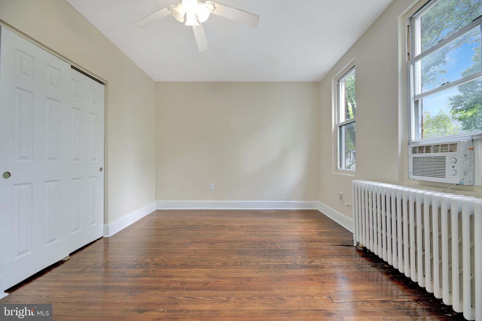 618 Columbia Road Northwest Washington, DC 20001 - Photo 6 of 15