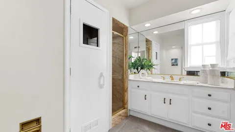 $5,495,000 | 224 24th Street, Santa Monica, CA 90402