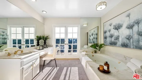 $5,495,000 | 224 24th Street, Santa Monica, CA 90402