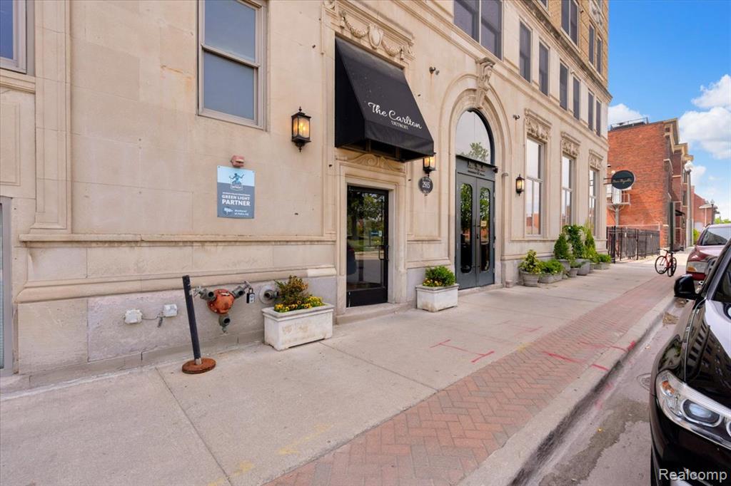 2915 John R Street, Unit 405 Detroit, MI 48201 - Photo 2 of 26