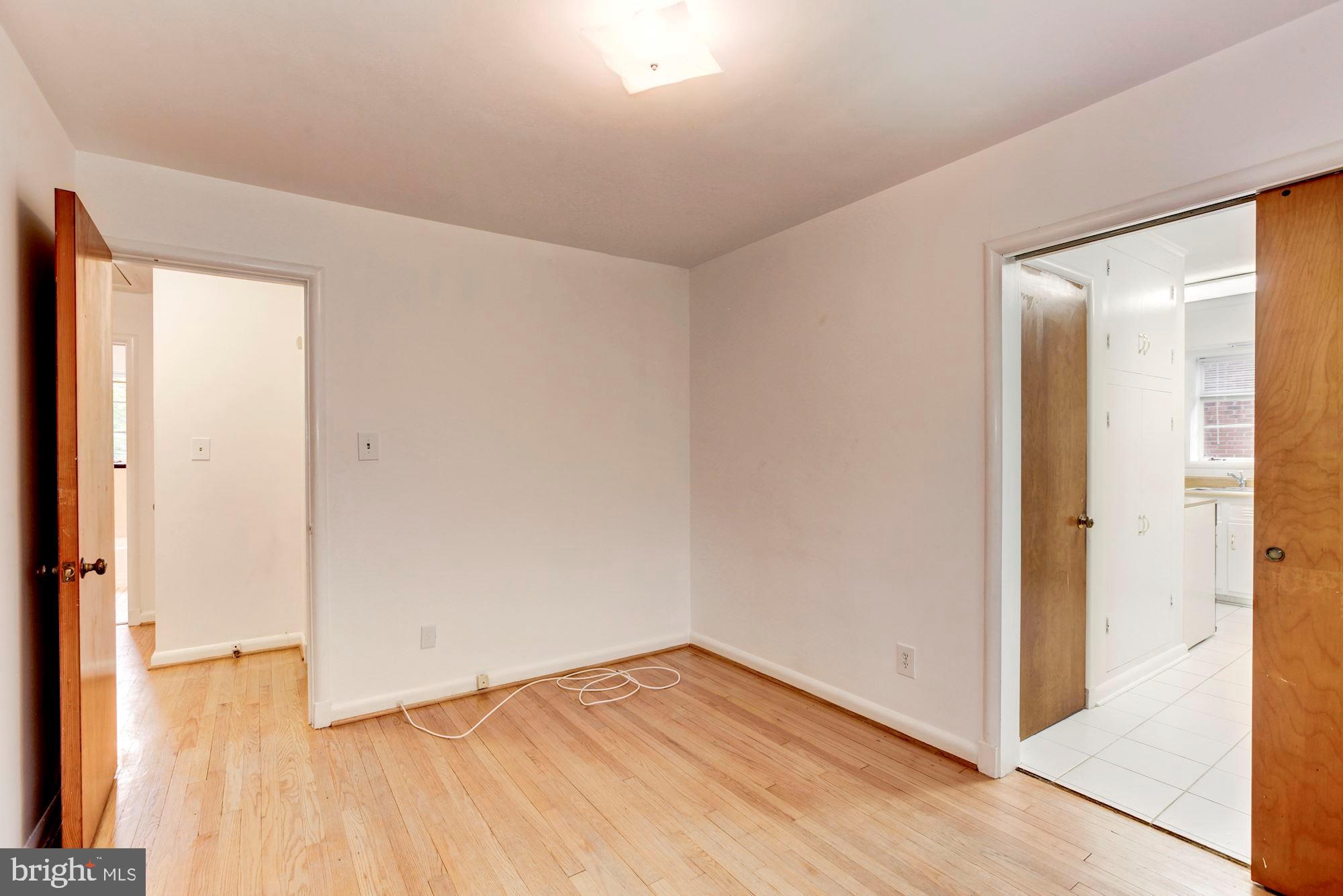 4625 Edgefield Road Bethesda, MD 20814 - Photo 14 of 27 Bedroom
