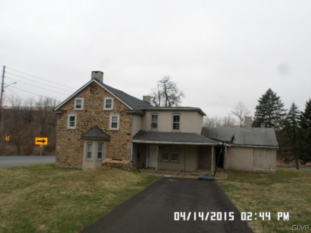 1104 Applebutter Road Bethlehem, PA 18015 - Photo 1 of 22 Gallery Image 1