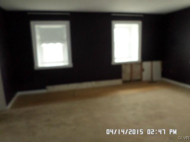 1104 Applebutter Road Bethlehem, PA 18015 - Photo 4 of 22 Gallery Image 4