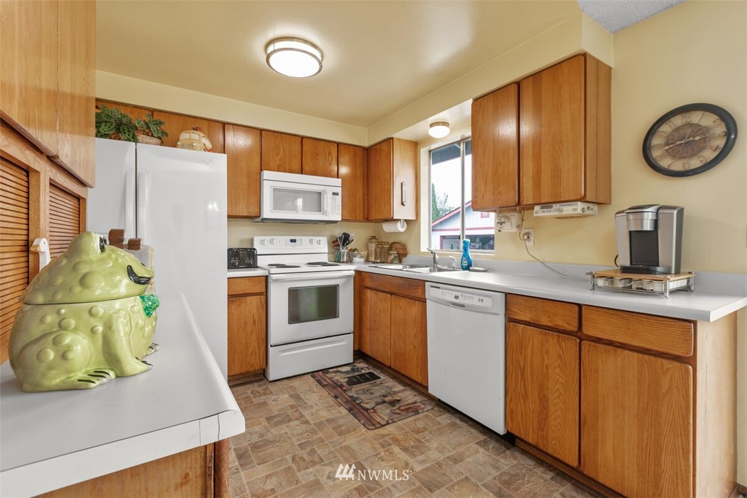 902 McGarigle Road Sedro-Woolley, WA 98284 - Photo 13 of 28 Gallery Image 13