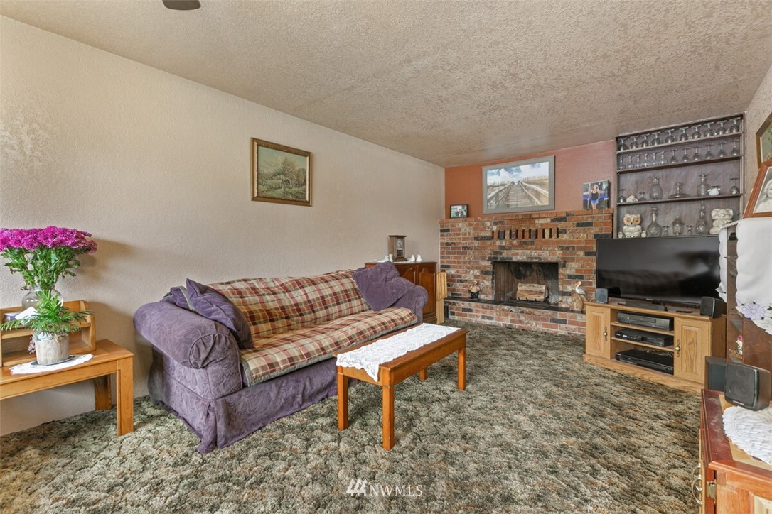 902 McGarigle Road Sedro-Woolley, WA 98284 - Photo 9 of 28 Gallery Image 9