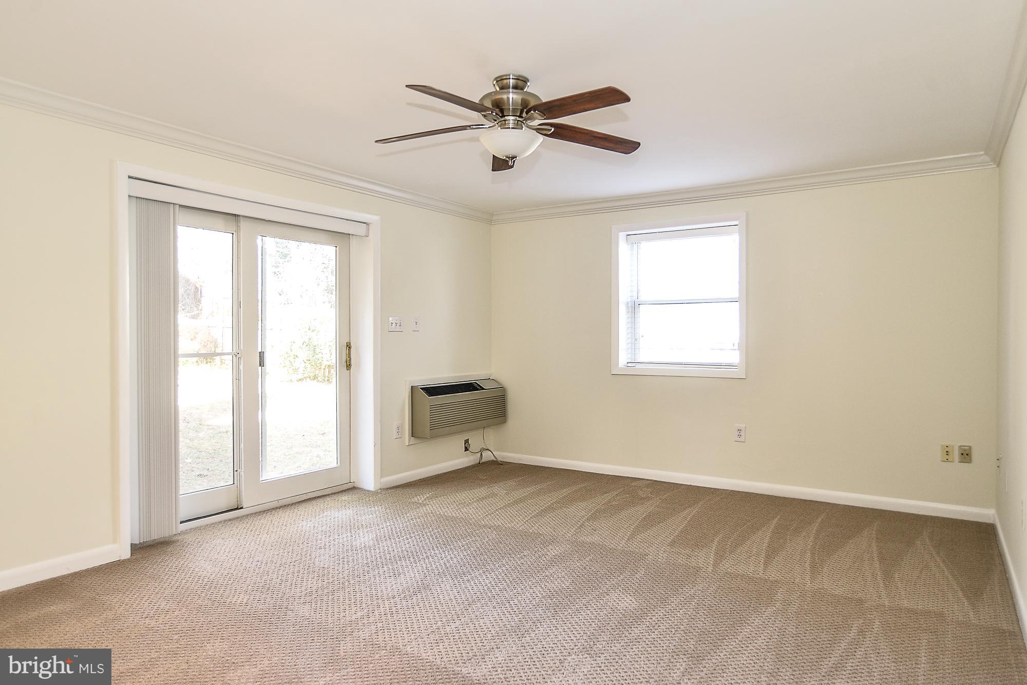 310 Cabin Road Southeast Vienna, VA 22180 - Photo 10 of 27 Bedroom