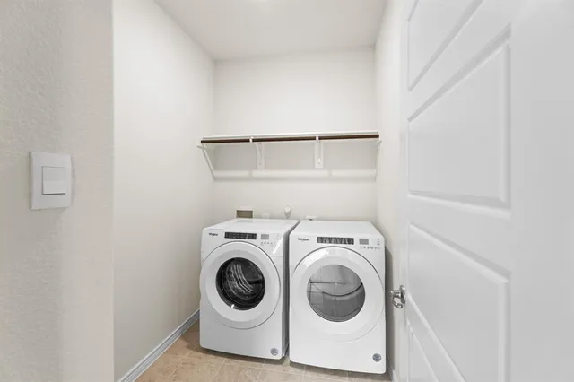 $2,400 | 647 Carters Grv Drive, Fate, TX 75087