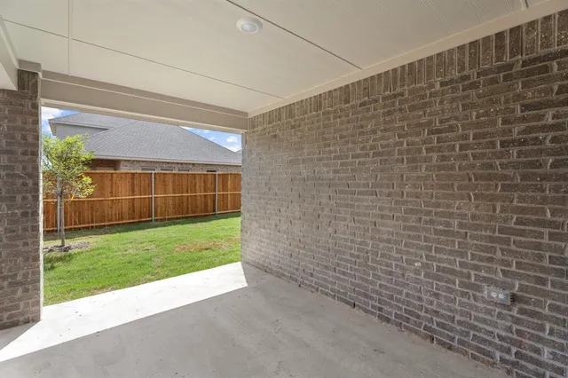 $2,400 | 647 Carters Grv Drive, Fate, TX 75087