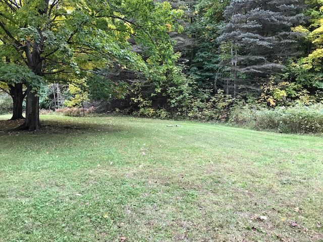 1501 North Setterbo Road Suttons Bay, MI 49682 - Photo 31 of 45 1854514-30.JPG
