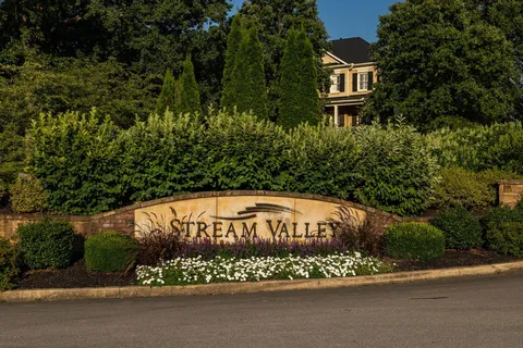 $949,900 | 6050 Huntmere Avenue, Franklin, TN 37064