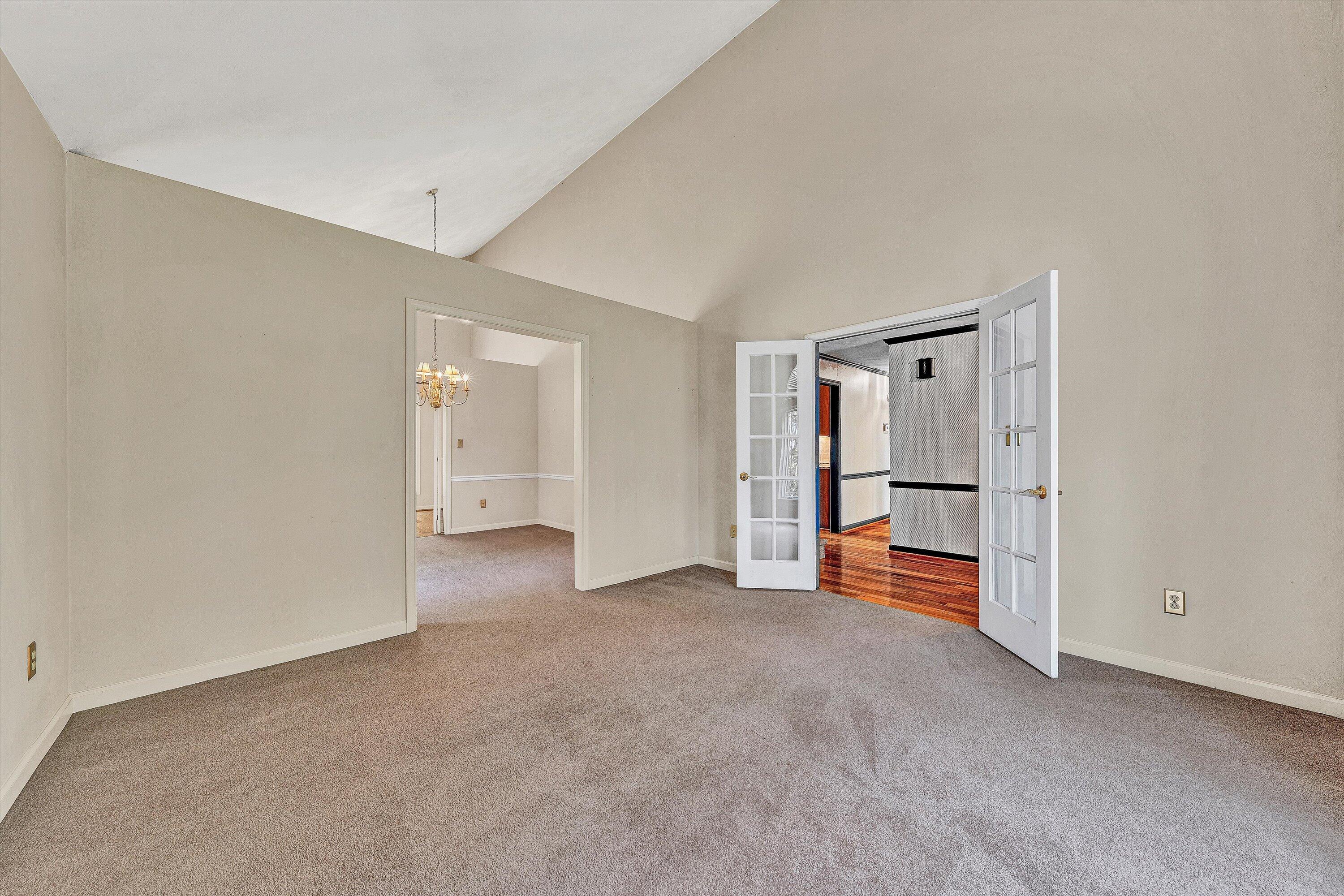 29 Serenity Lane Blue Ridge, VA 24064 - Photo 4 of 81 009-DSC00118