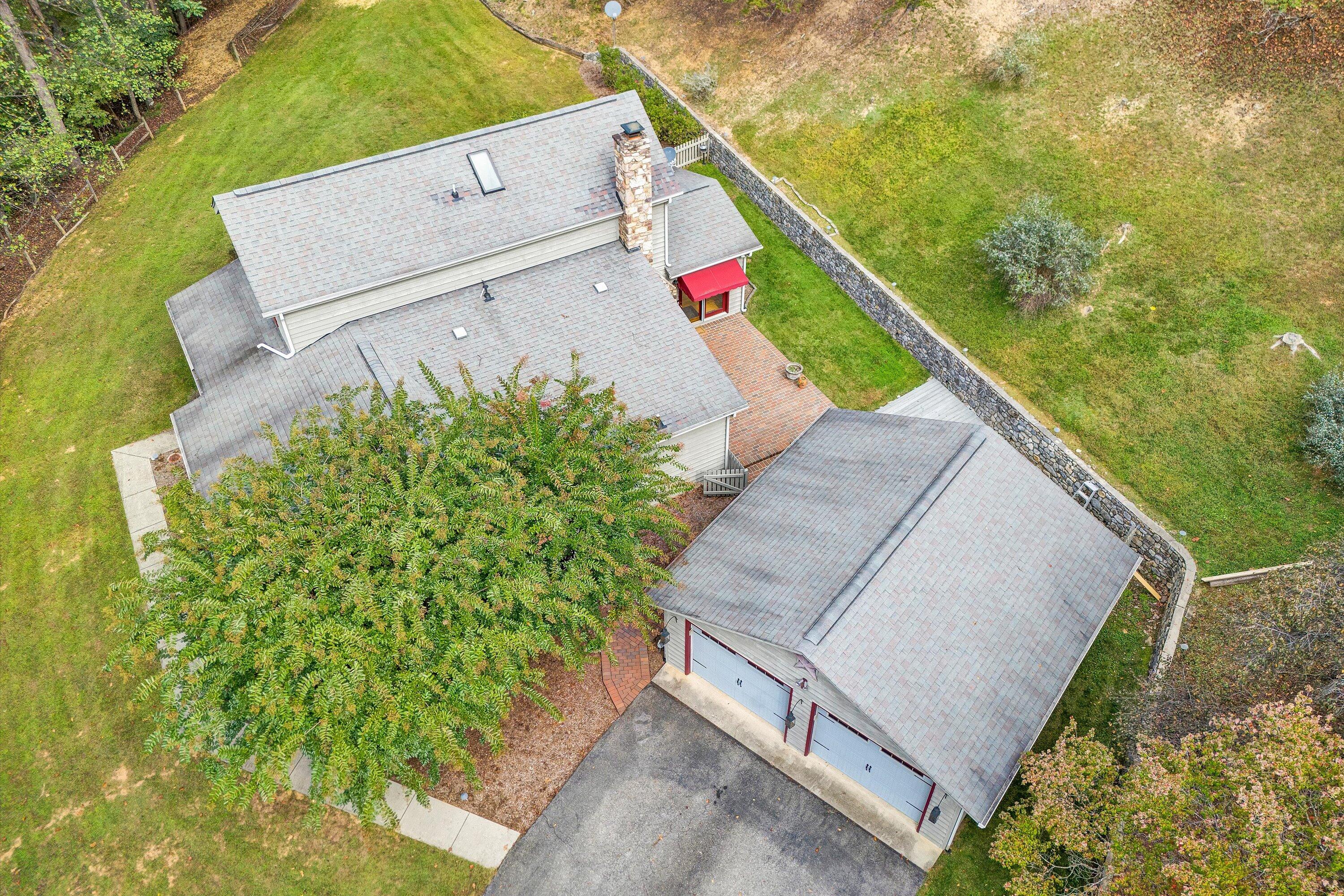 29 Serenity Lane Blue Ridge, VA 24064 - Photo 71 of 81 049-DJI_20251006144908_0001